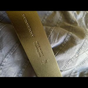 VINTAGE BURBERRY CHECK LEATHER BELT